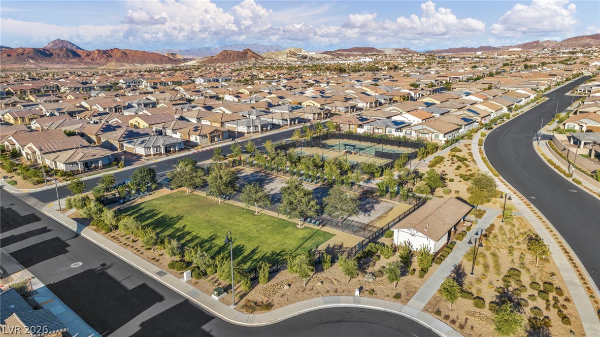 208 Bennett Pointe Avenue Henderson NV 89011