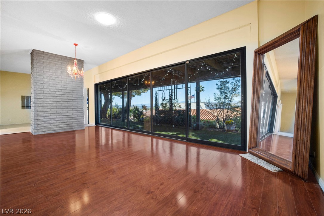6744 Mountridge Drive Las Vegas NV 89110