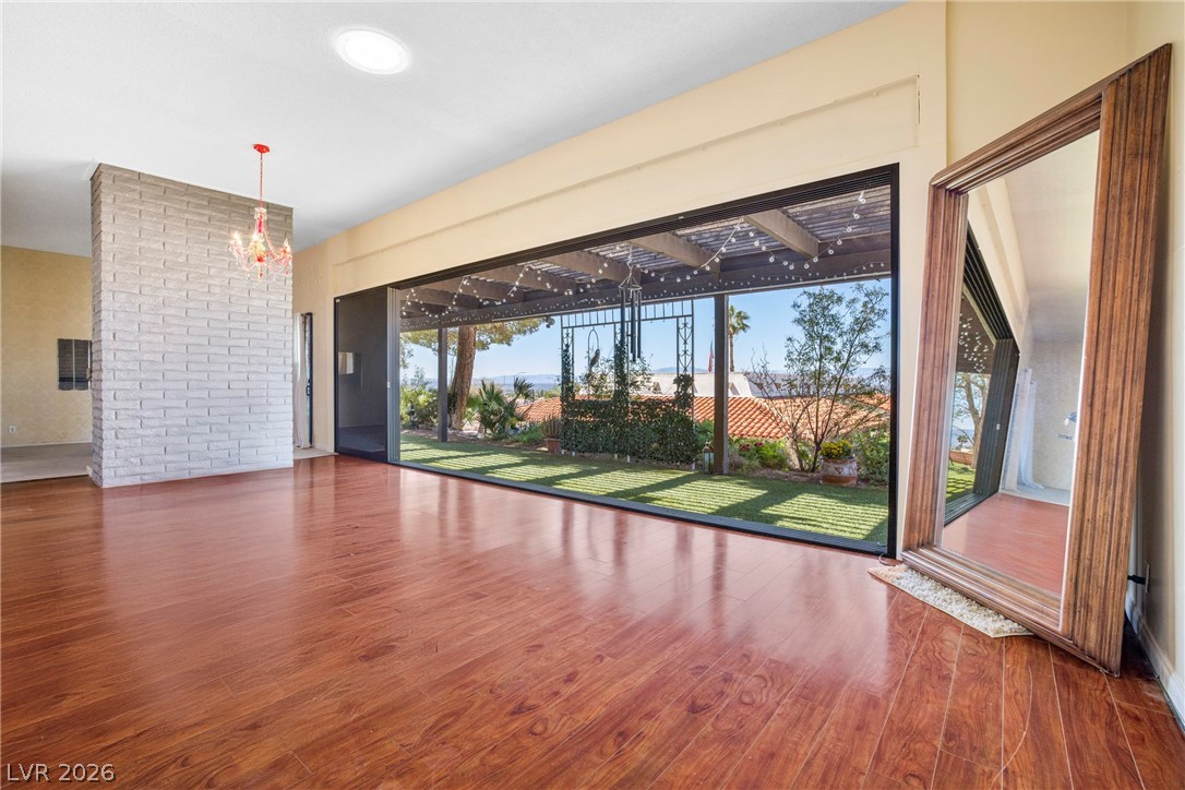 6744 Mountridge Drive Las Vegas NV 89110