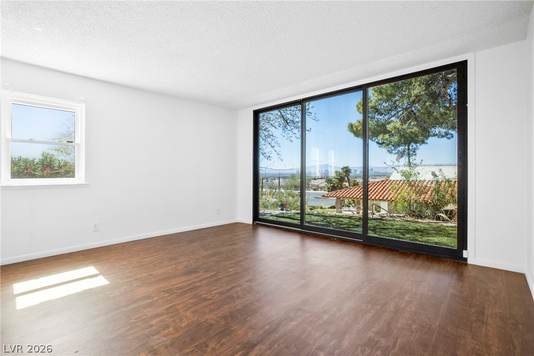 6744 Mountridge Drive Las Vegas NV 89110