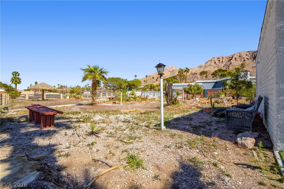 6744 Mountridge Drive Las Vegas NV 89110