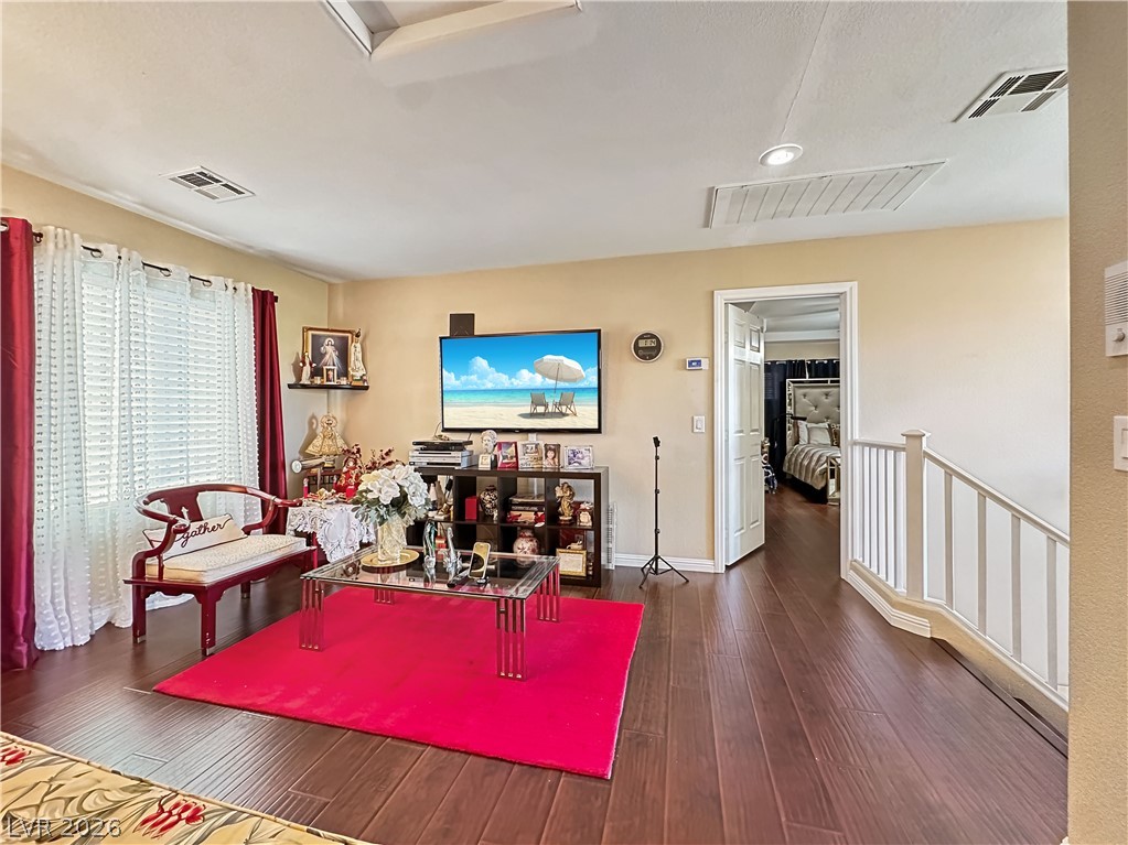 8122 Retriever Avenue Las Vegas NV 89147