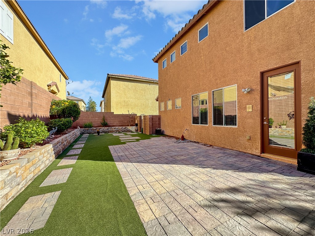 8122 Retriever Avenue Las Vegas NV 89147