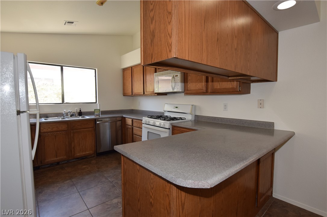 174 Emden Drive Henderson NV 89015