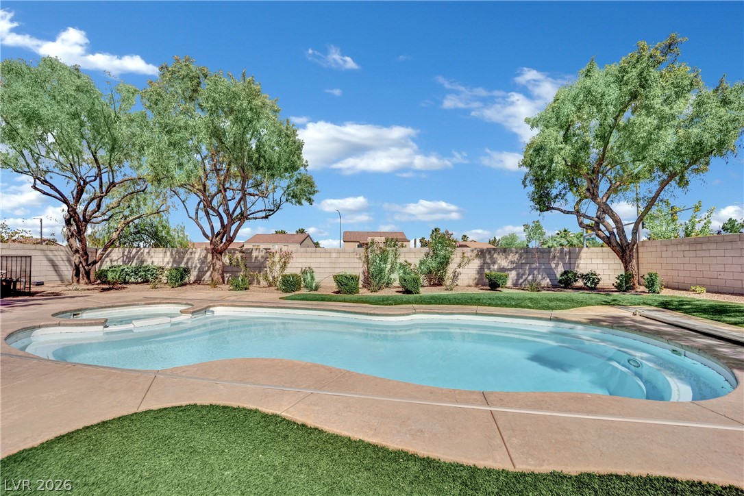 10086 Ashiem Street Las Vegas NV 89183