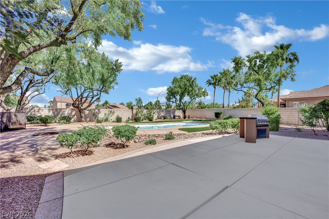 10086 Ashiem Street Las Vegas NV 89183
