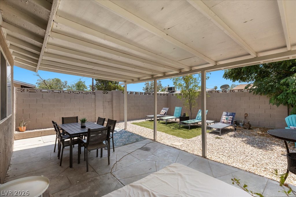 5333 Longridge Avenue Las Vegas NV 89146
