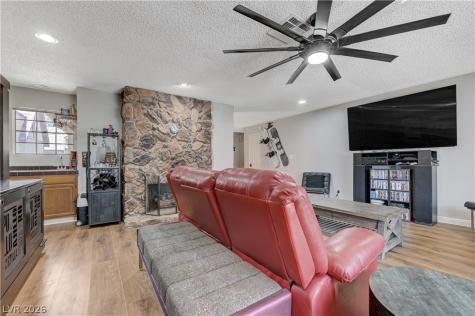 3928 Edgemoor Way Las Vegas NV 89121