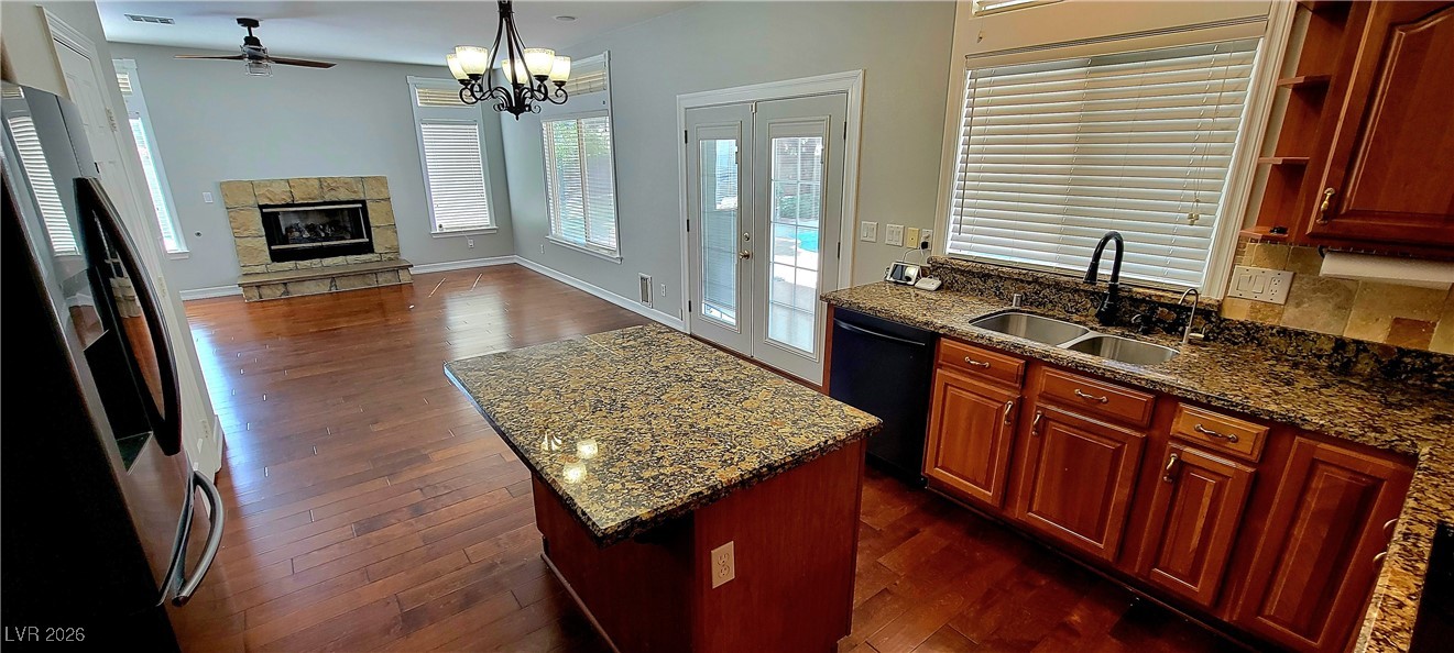990 Crescent Meadows Court Henderson NV 89052