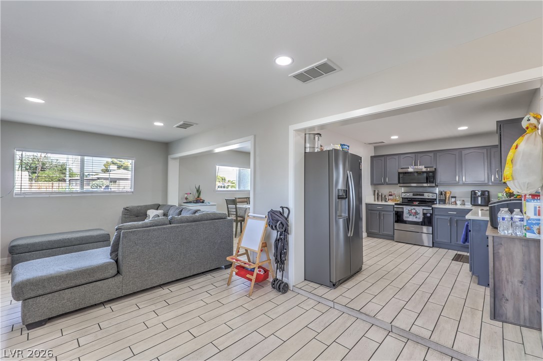4401 Dover Place Las Vegas NV 89107