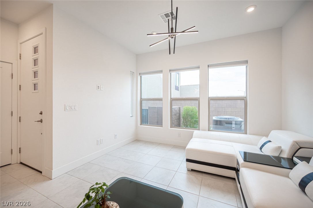 9828 Kings Glen Street Las Vegas NV 89141
