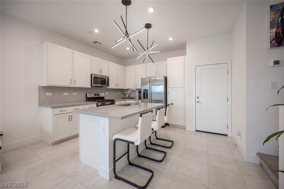 9828 Kings Glen Street Las Vegas NV 89141