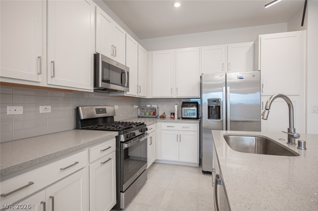 9828 Kings Glen Street Las Vegas NV 89141