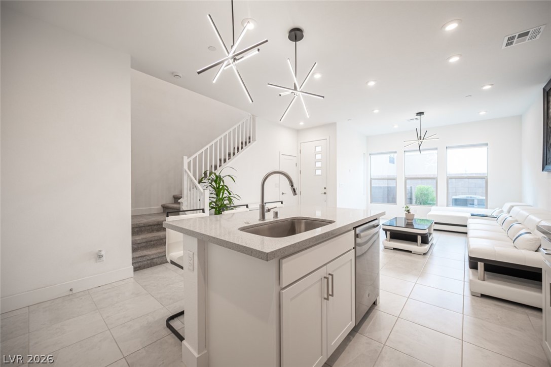 9828 Kings Glen Street Las Vegas NV 89141