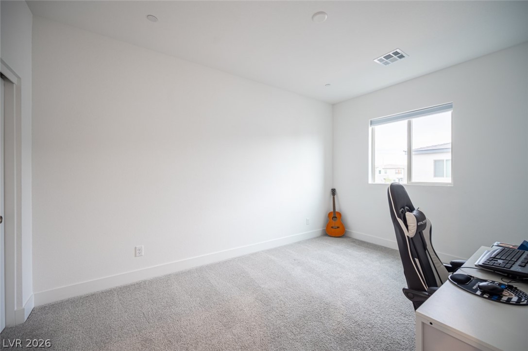 9828 Kings Glen Street Las Vegas NV 89141