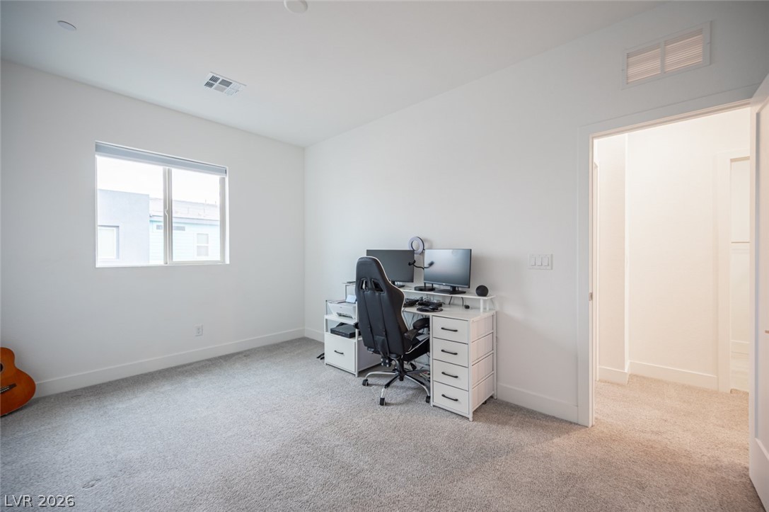 9828 Kings Glen Street Las Vegas NV 89141