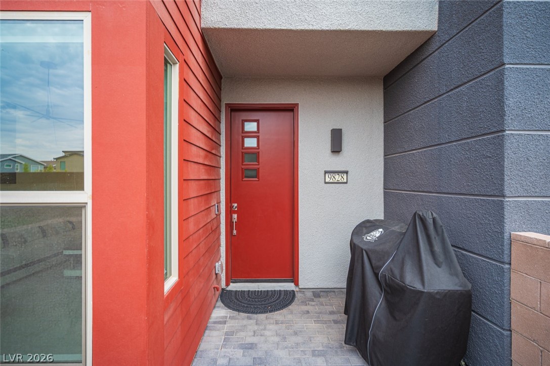 9828 Kings Glen Street Las Vegas NV 89141