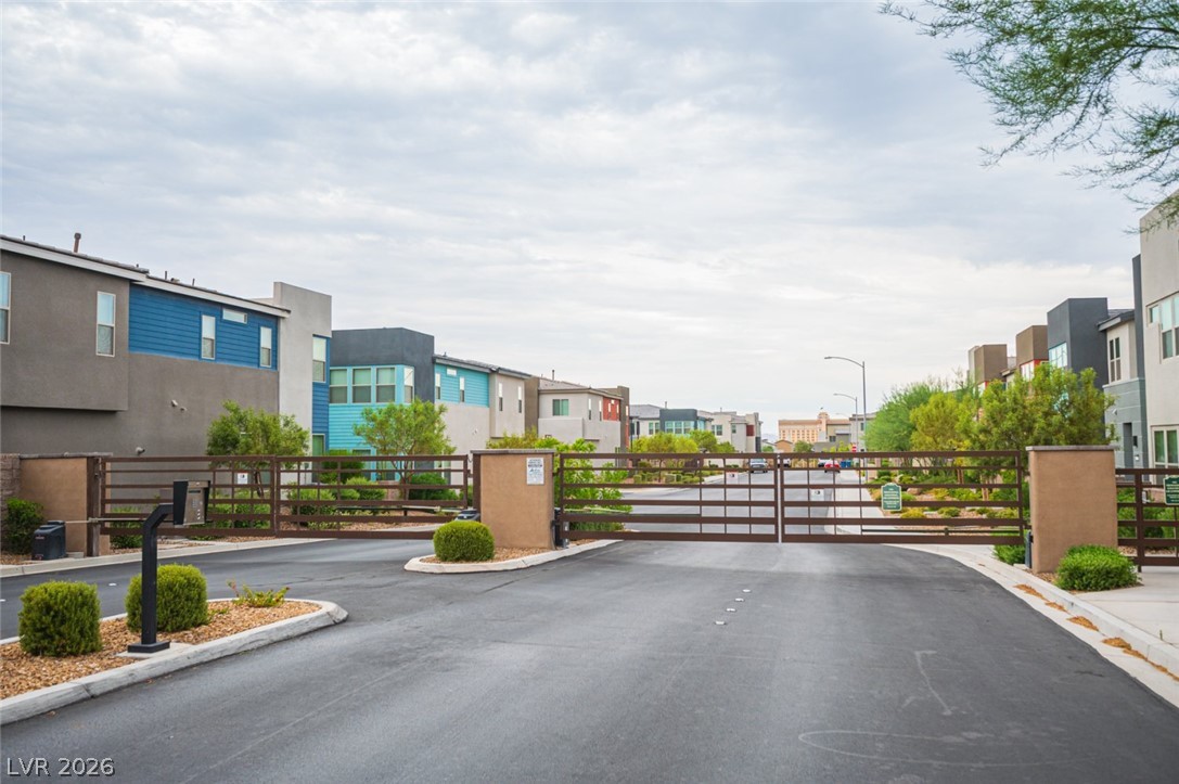 9828 Kings Glen Street Las Vegas NV 89141