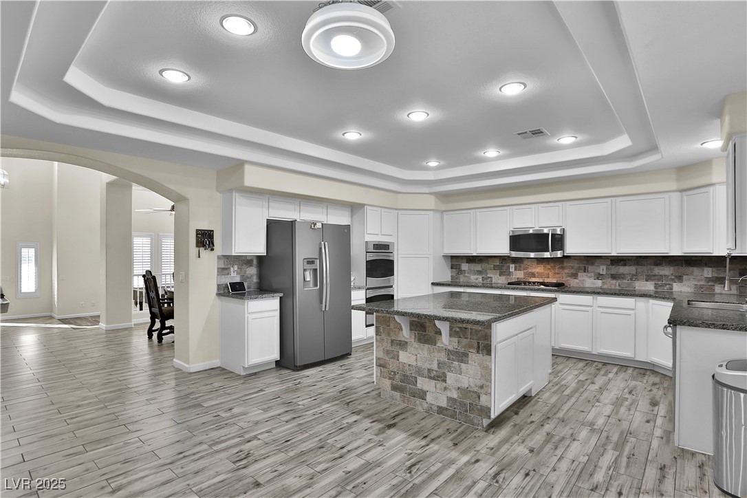 6830 Stone Meadows Avenue Las Vegas NV 89142