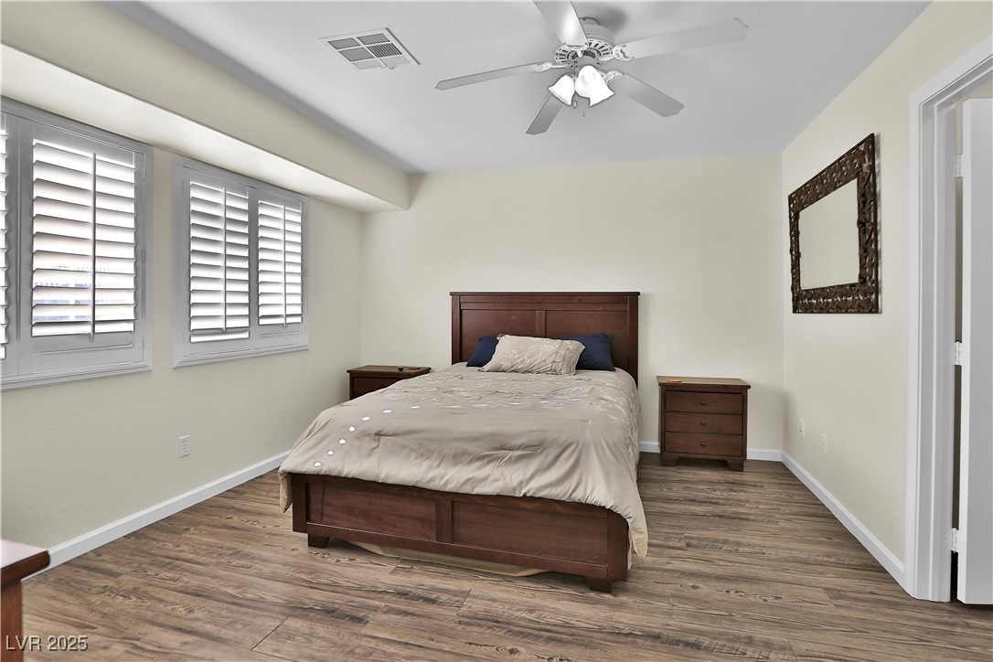 6830 Stone Meadows Avenue Las Vegas NV 89142