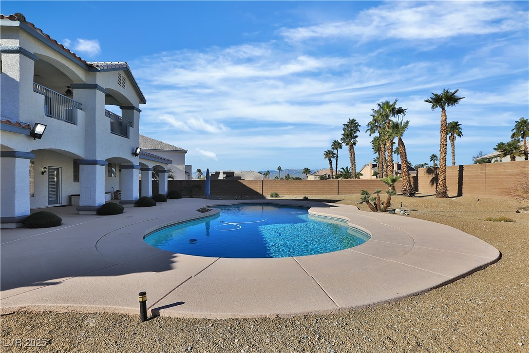 6830 Stone Meadows Avenue Las Vegas NV 89142