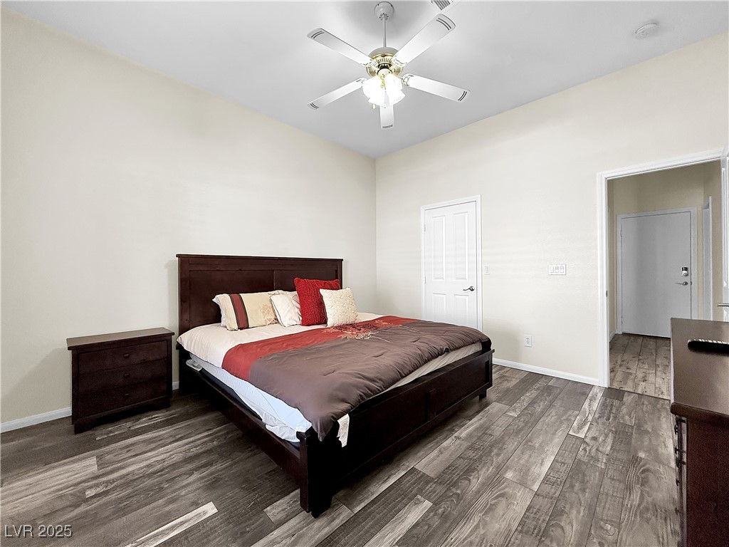 6830 Stone Meadows Avenue Las Vegas NV 89142