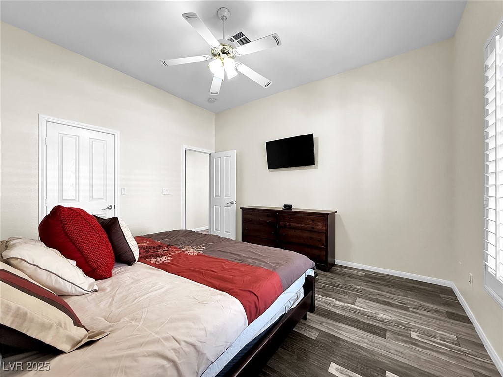 6830 Stone Meadows Avenue Las Vegas NV 89142