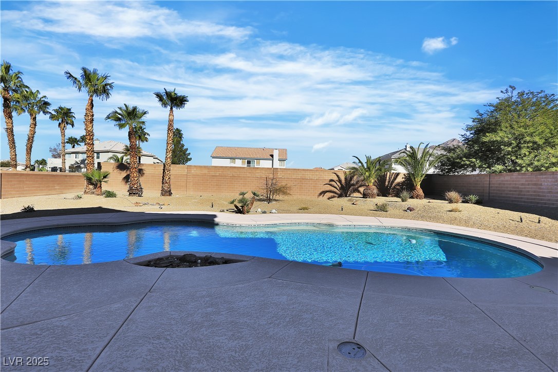 6830 Stone Meadows Avenue Las Vegas NV 89142