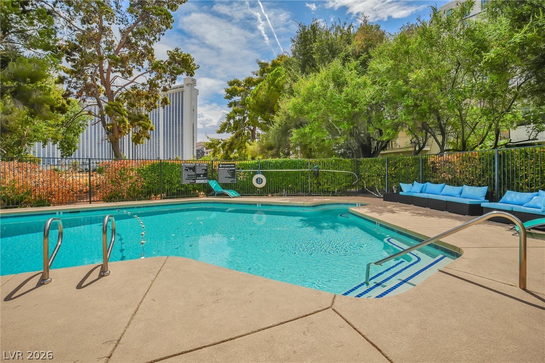 548 Tam O Shanter Las Vegas NV 89109