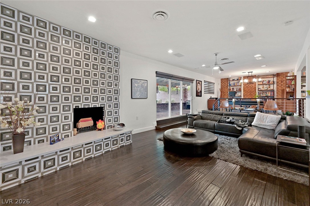 2605 Gilmary Avenue Las Vegas NV 89102