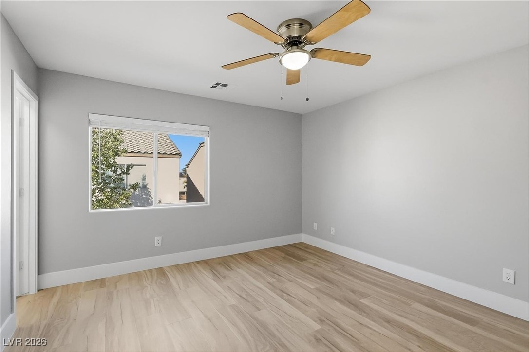 8946 Marmo Avenue Las Vegas NV 89148