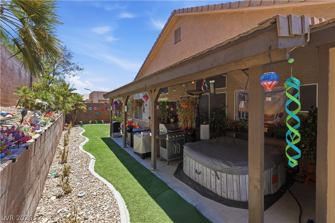 2730 Meadow Spring Court Las Vegas NV 89156