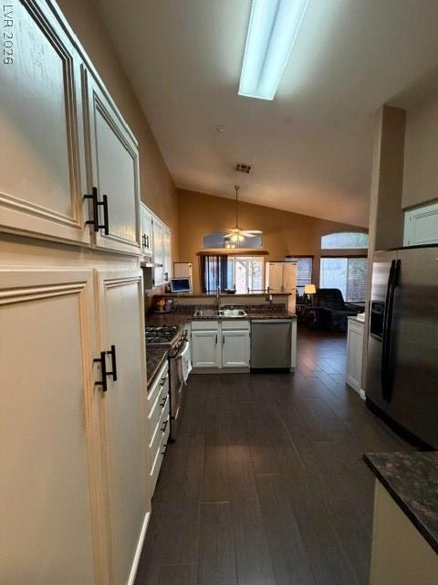 2730 Meadow Spring Court Las Vegas NV 89156