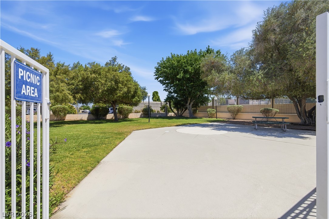 3552 Haverhill Street Las Vegas NV 89121