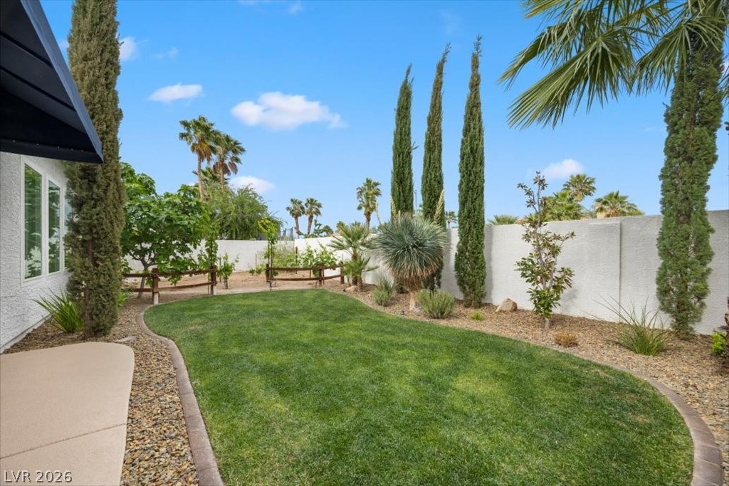 1516 Castle Wall Street Las Vegas NV 89117