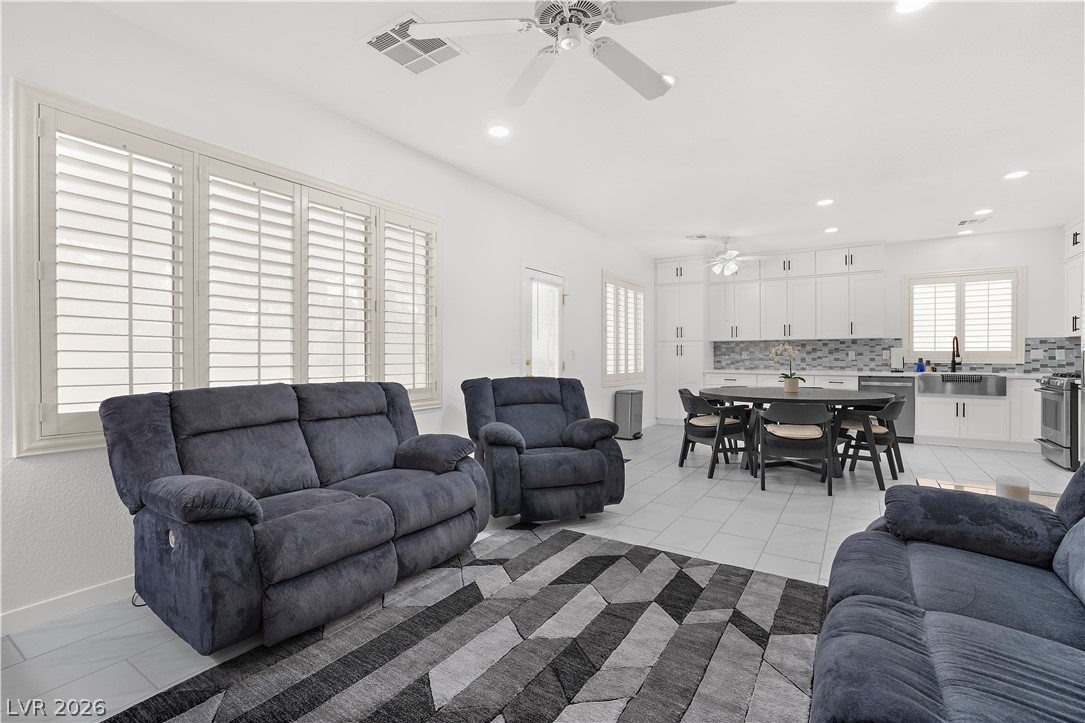1340 Calle Montery Street Las Vegas NV 89117
