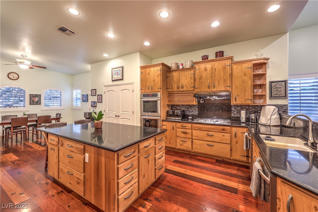 3910 West Pebble Road Las Vegas NV 89139