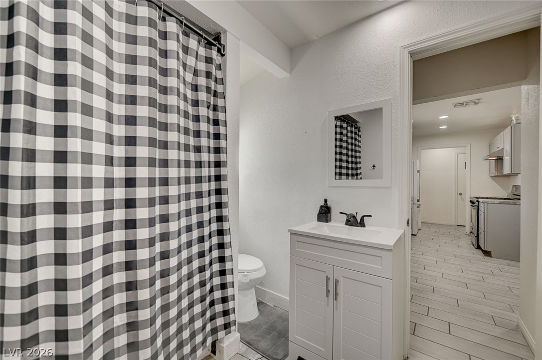 2300 Dune Drive Las Vegas NV 89106