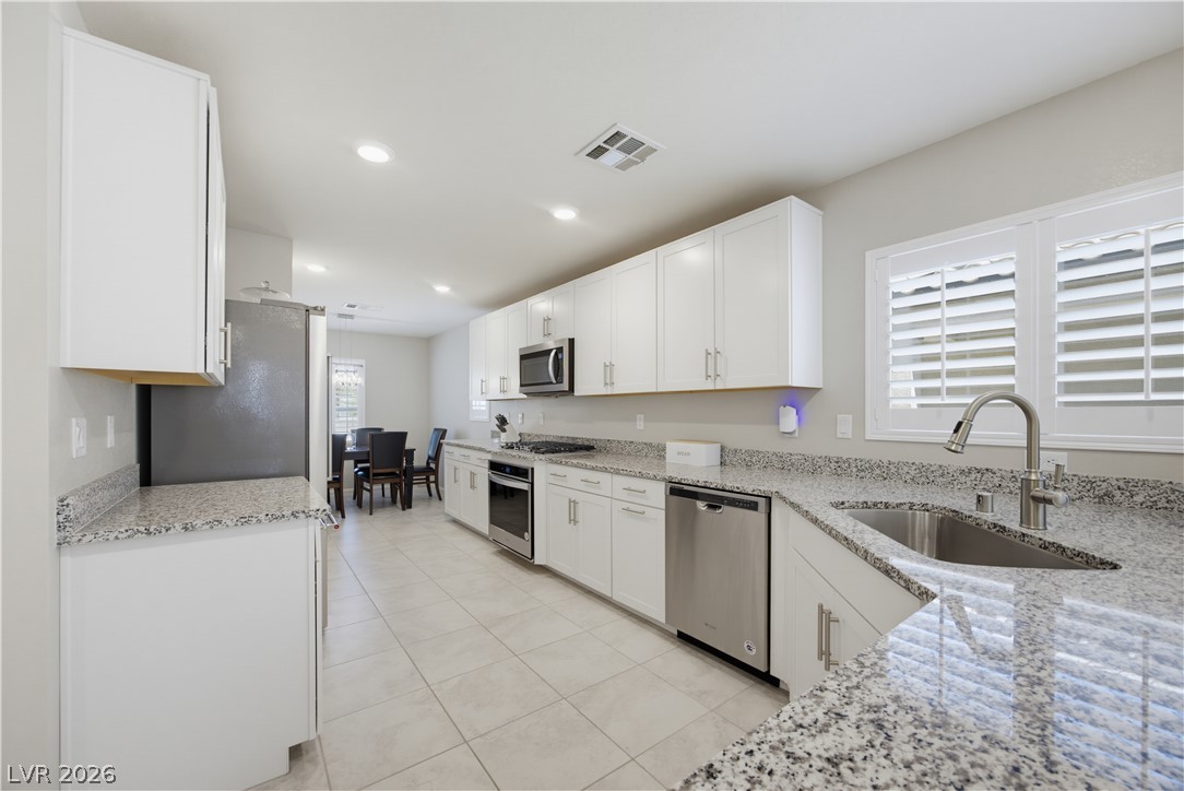 1639 Deep Valley Avenue North Las Vegas NV 89084