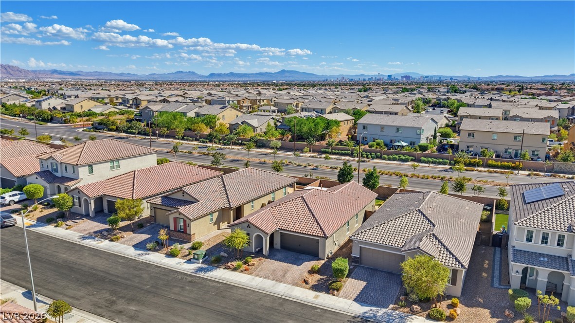 1639 Deep Valley Avenue North Las Vegas NV 89084