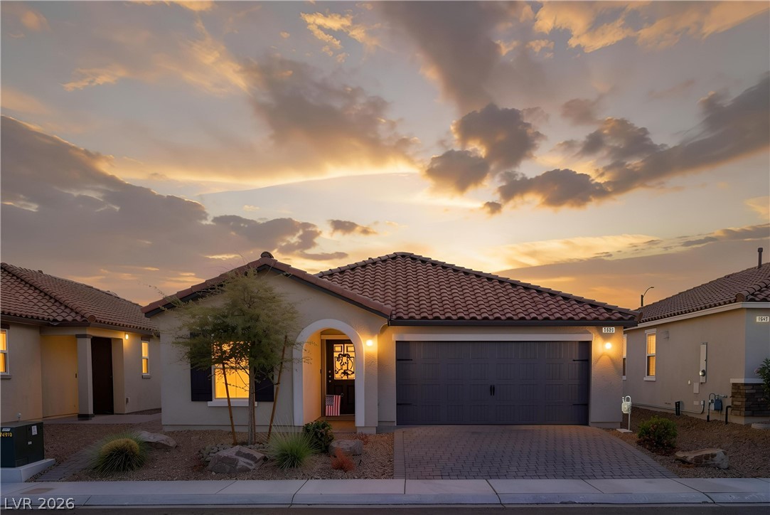 1639 Deep Valley Avenue North Las Vegas NV 89084
