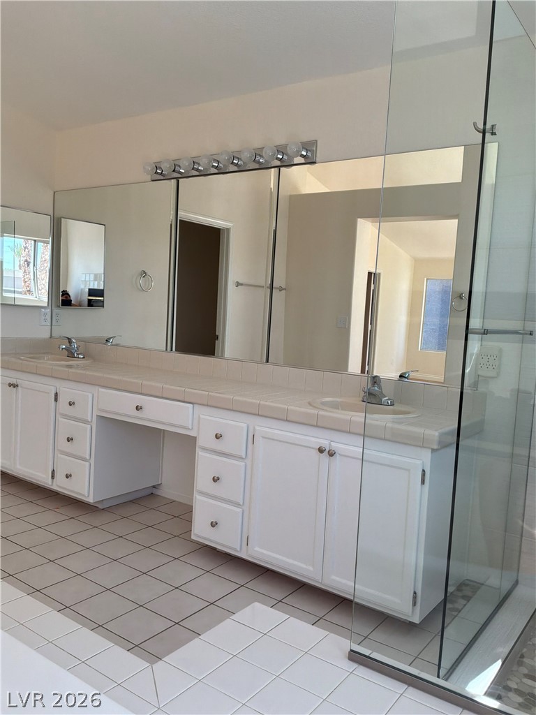 3240 Ariba Street Las Vegas NV 89129