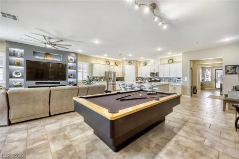 346 Torrelli Falls Avenue Henderson NV 89011