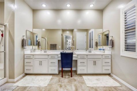 346 Torrelli Falls Avenue Henderson NV 89011