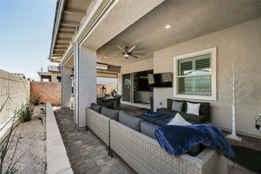 346 Torrelli Falls Avenue Henderson NV 89011