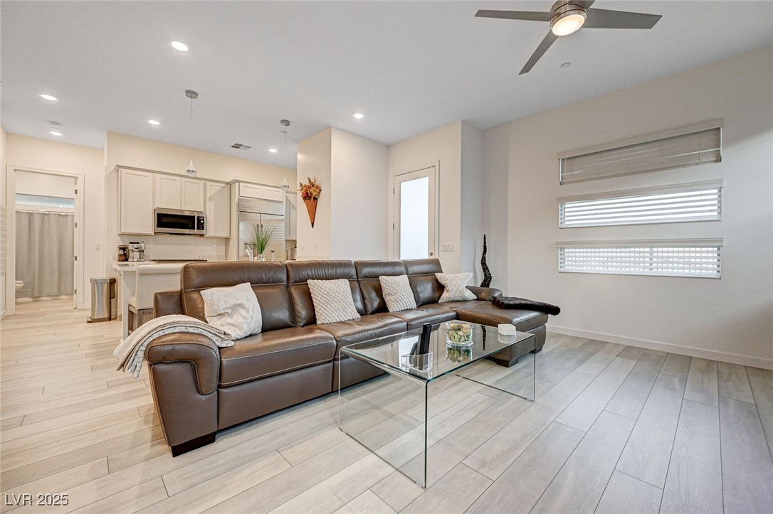 912 Allister Fields Lane Las Vegas NV 89138