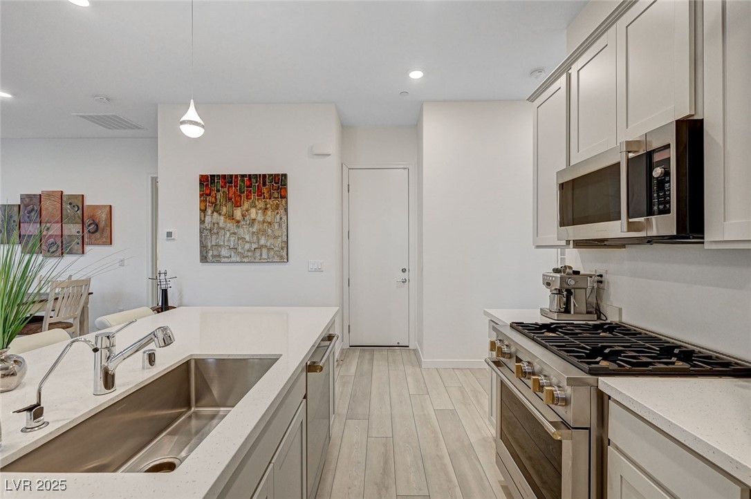 912 Allister Fields Lane Las Vegas NV 89138