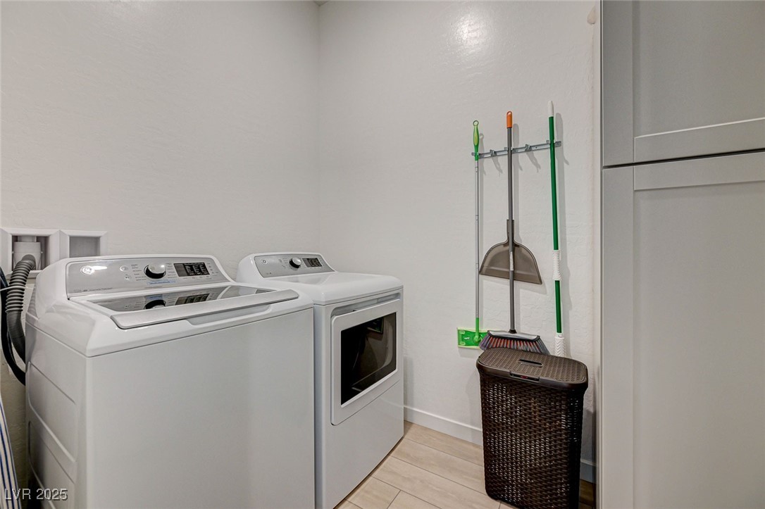 912 Allister Fields Lane Las Vegas NV 89138