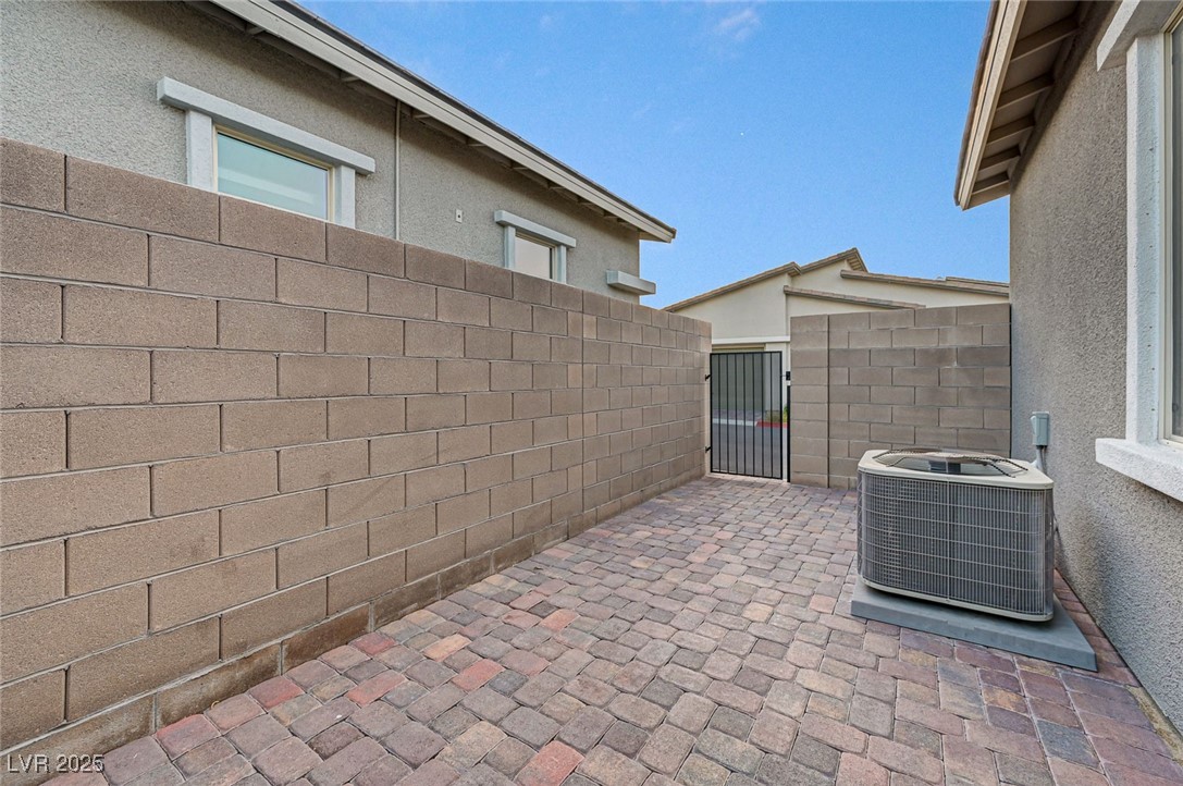 912 Allister Fields Lane Las Vegas NV 89138