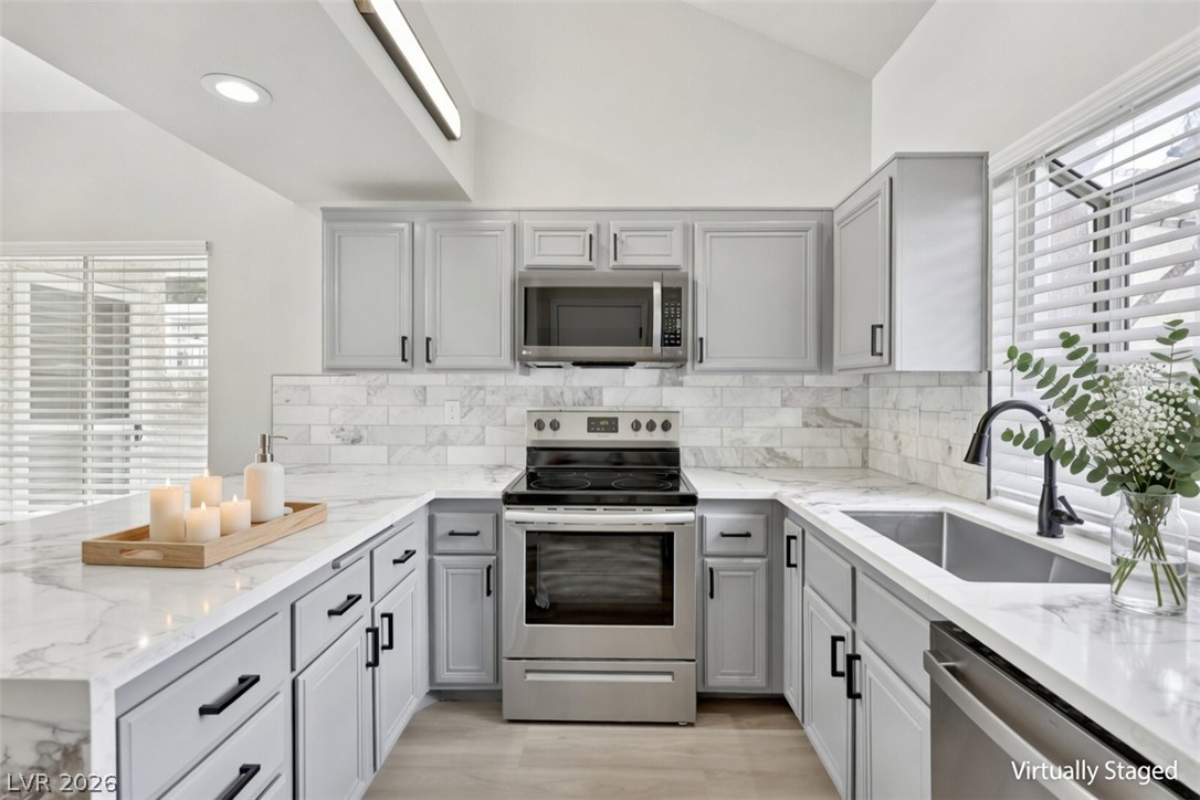 8913 Antioch Way Las Vegas NV 89117